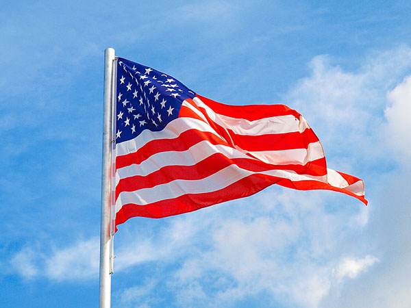 美国公司什么时间年审，年审需要多少费用